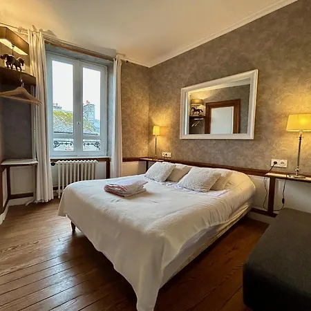 Feriehus Dei 15 Pers Jacuzzi, Baby-foot, 30 Min *