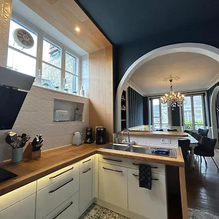 Feriehus Dei 15 Pers Jacuzzi, Baby-foot, 30 Min *