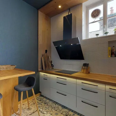 Dei 15 Pers Jacuzzi, Baby-foot, 30 Min Vakantiehuis Villedieu-les-Poëles