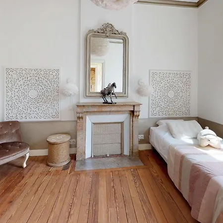 Vakantiehuis Dei 15 Pers Jacuzzi, Baby-foot, 30 Min *