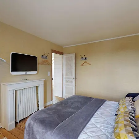 Vakantiehuis Dei 15 Pers Jacuzzi, Baby-foot, 30 Min
